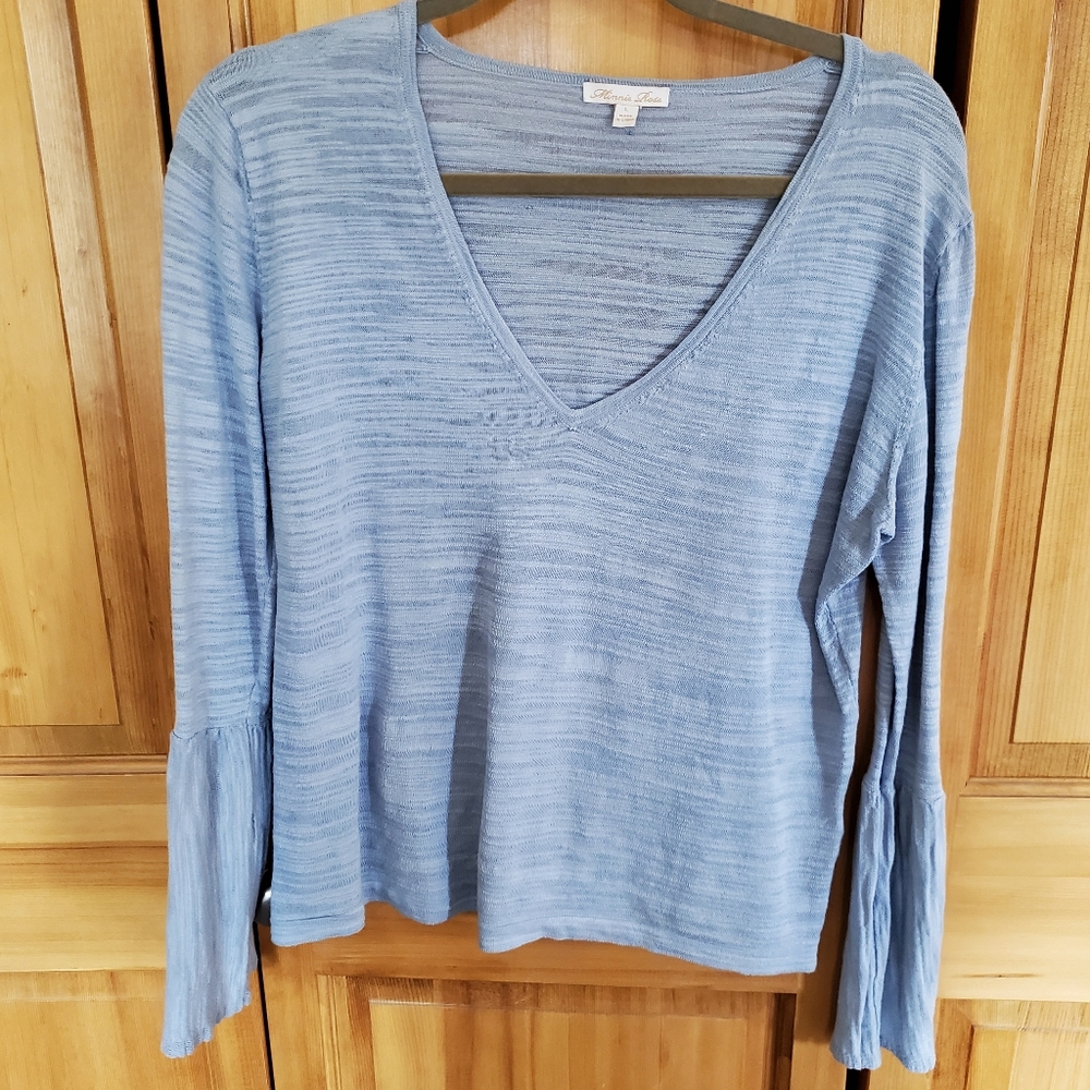 Minnie Rose v-neck sweater with flared sleeves